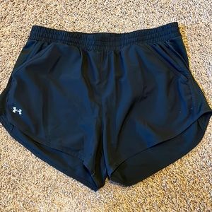 Under Armour Heat Gear Women’s Shorts - Size L